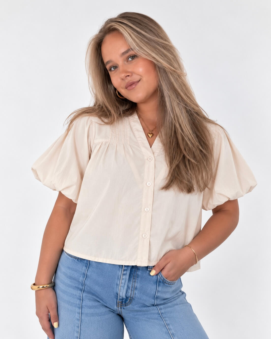 Beige blouse dames met pofmouwen