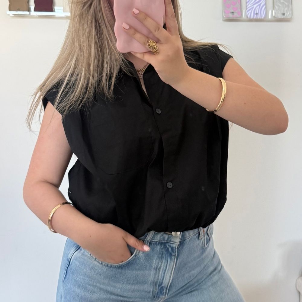 Zwarte blouse met elastische taille