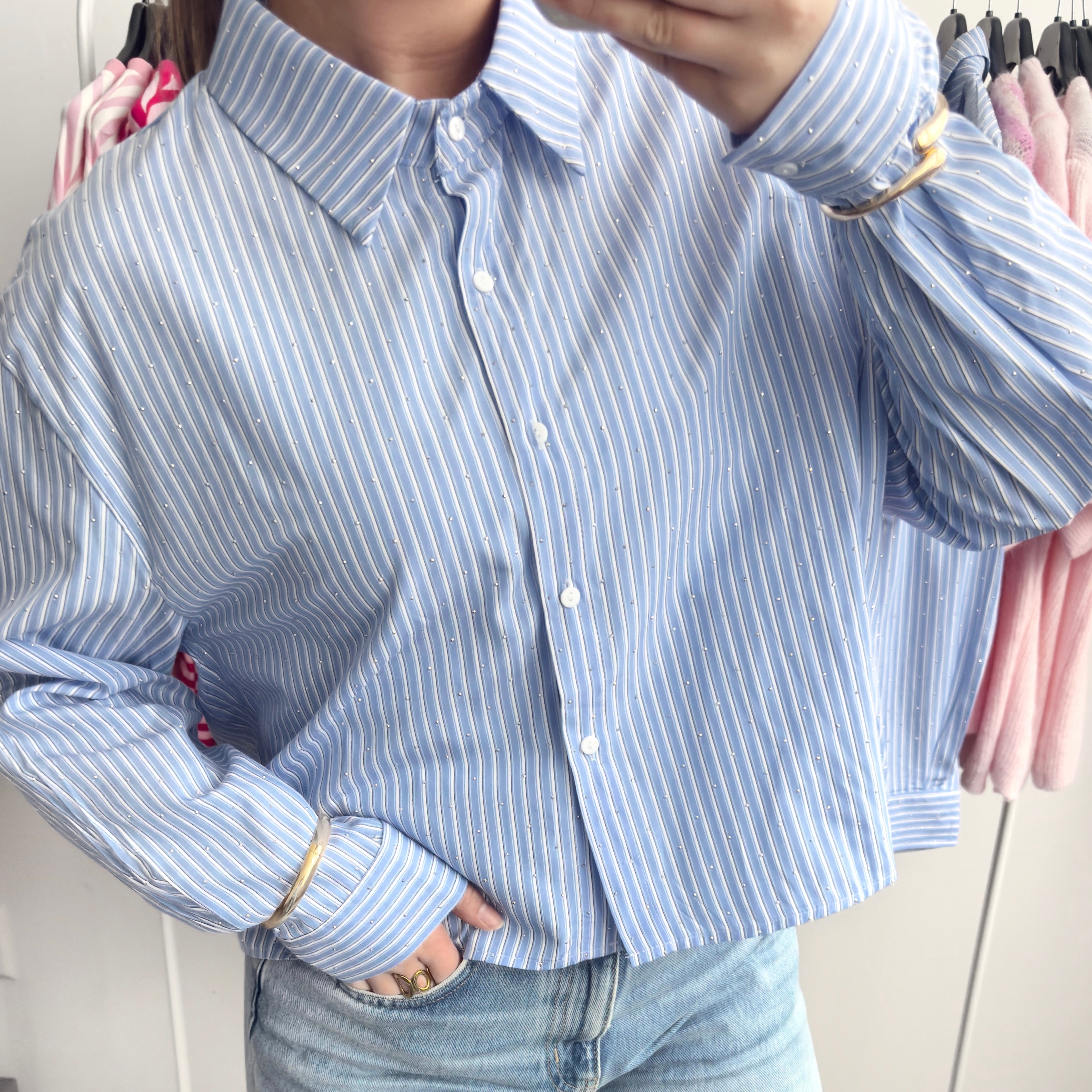 Blauwe strass blouse met stropdas sjaaltje