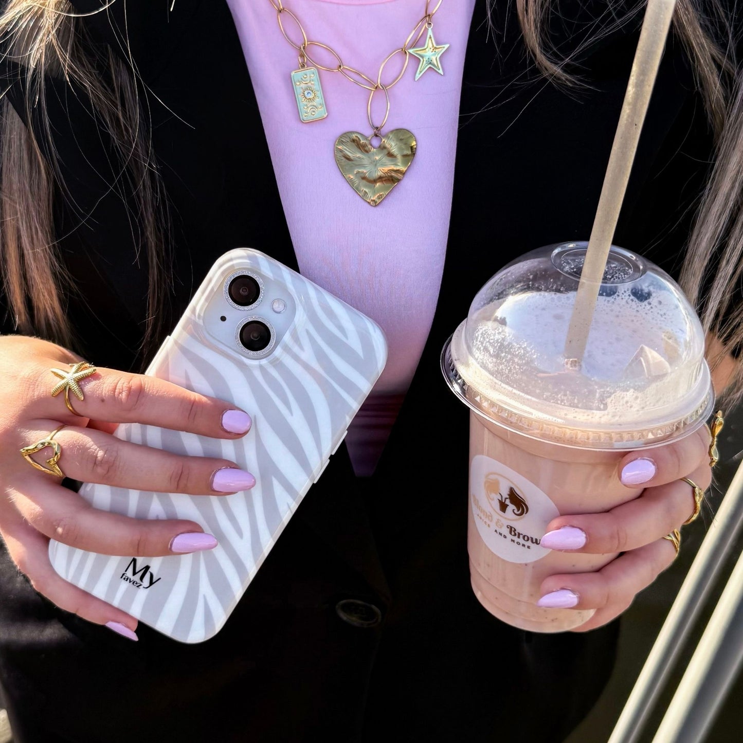 Zebra Stripes Light Grey MagSafe Case